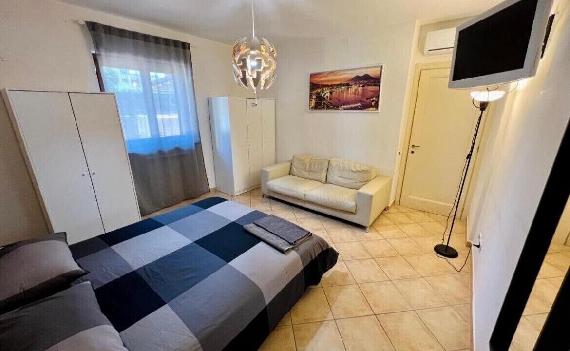 Photo of Bedroom in Naples