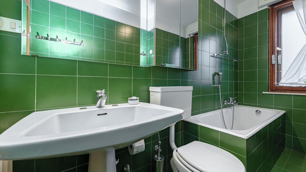 Photo of Bathroom in Pre-Saint-Didier