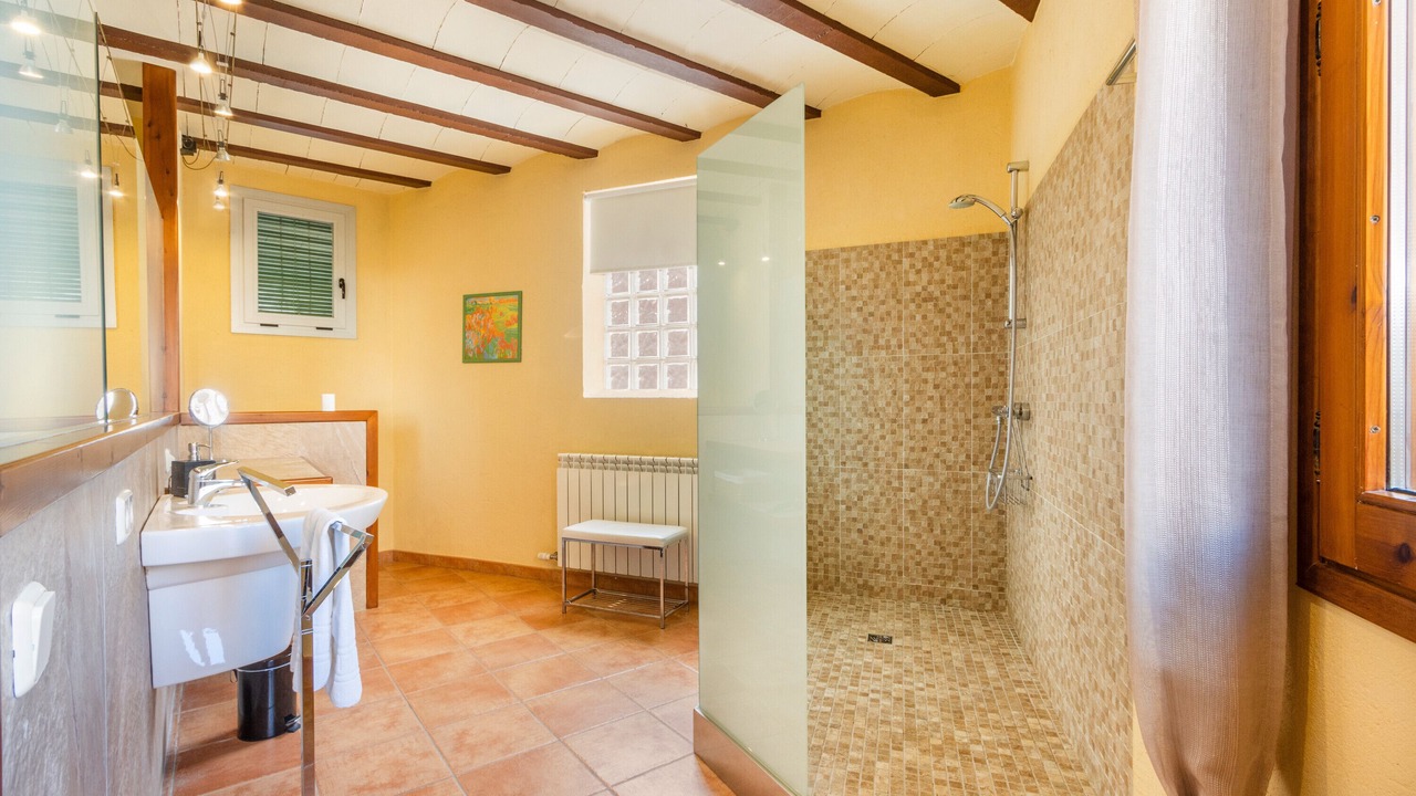 Photo of Bathroom in Belianes