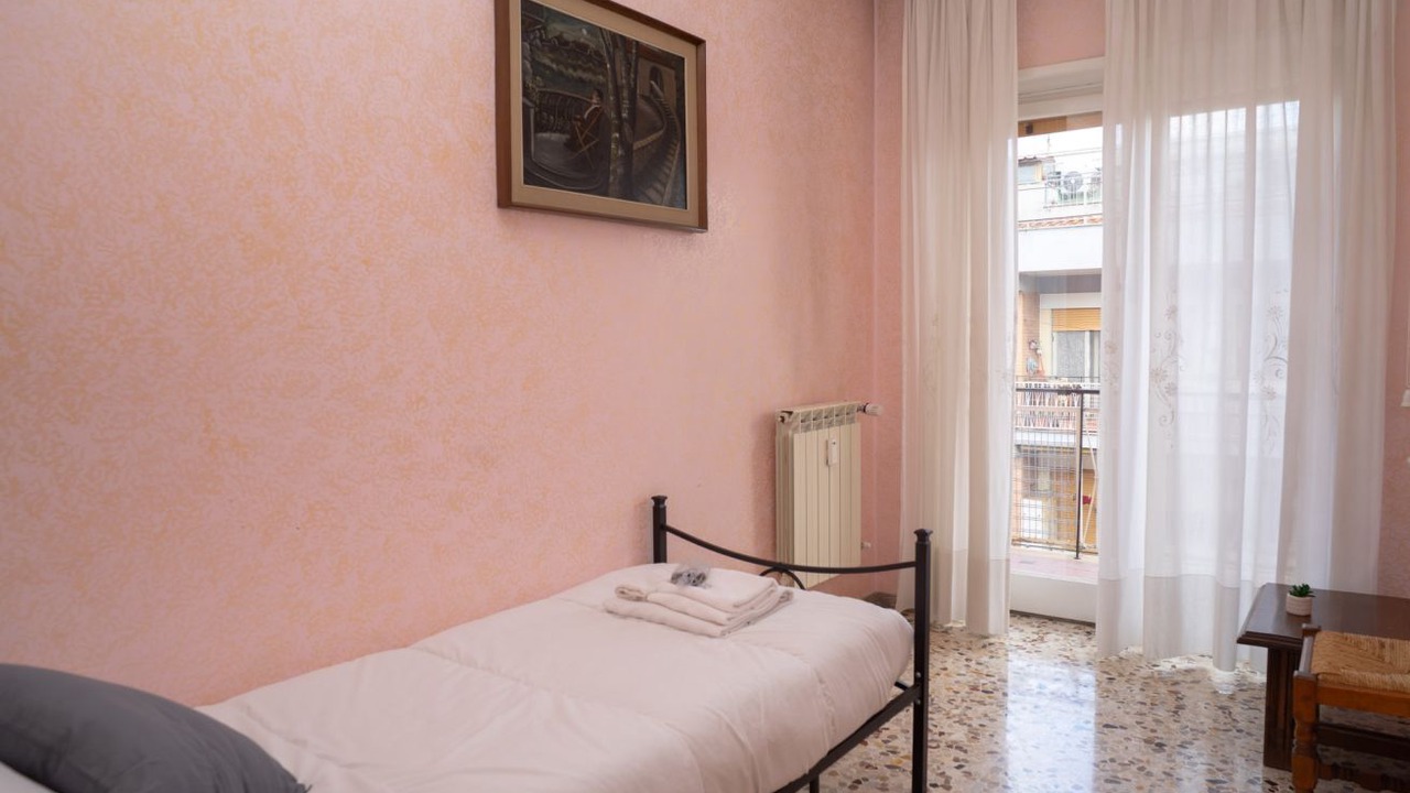 Photo of Bedroom in Tuscolano