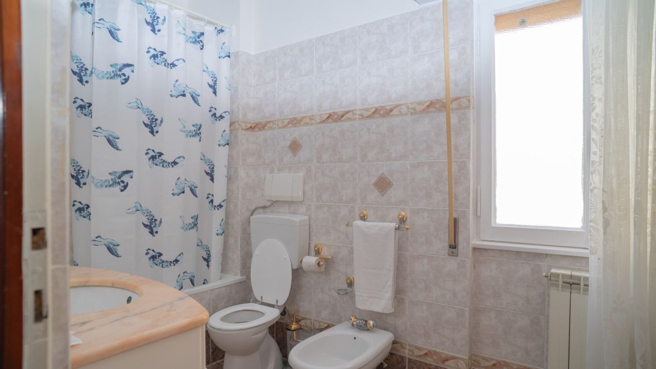 Photo of Bathroom in Tuscolano