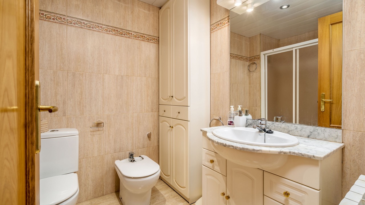 Photo of Bathroom in Alagon