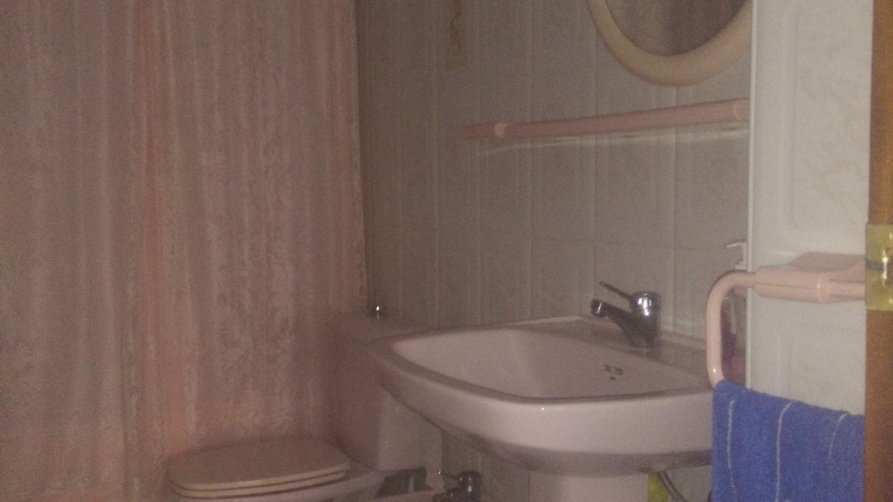 Photo of Bathroom in Los Nietos