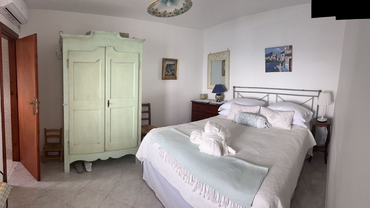 Photo of Bedroom in Pogerola