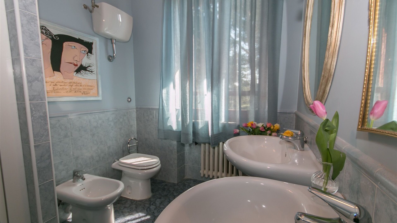 Photo of Bathroom in Porano