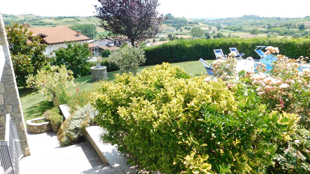 Photo of Patio Balcony in Montaldo Scarampi