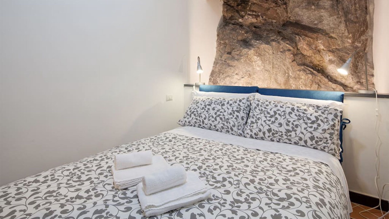 Photo of Bedroom in Vernazza