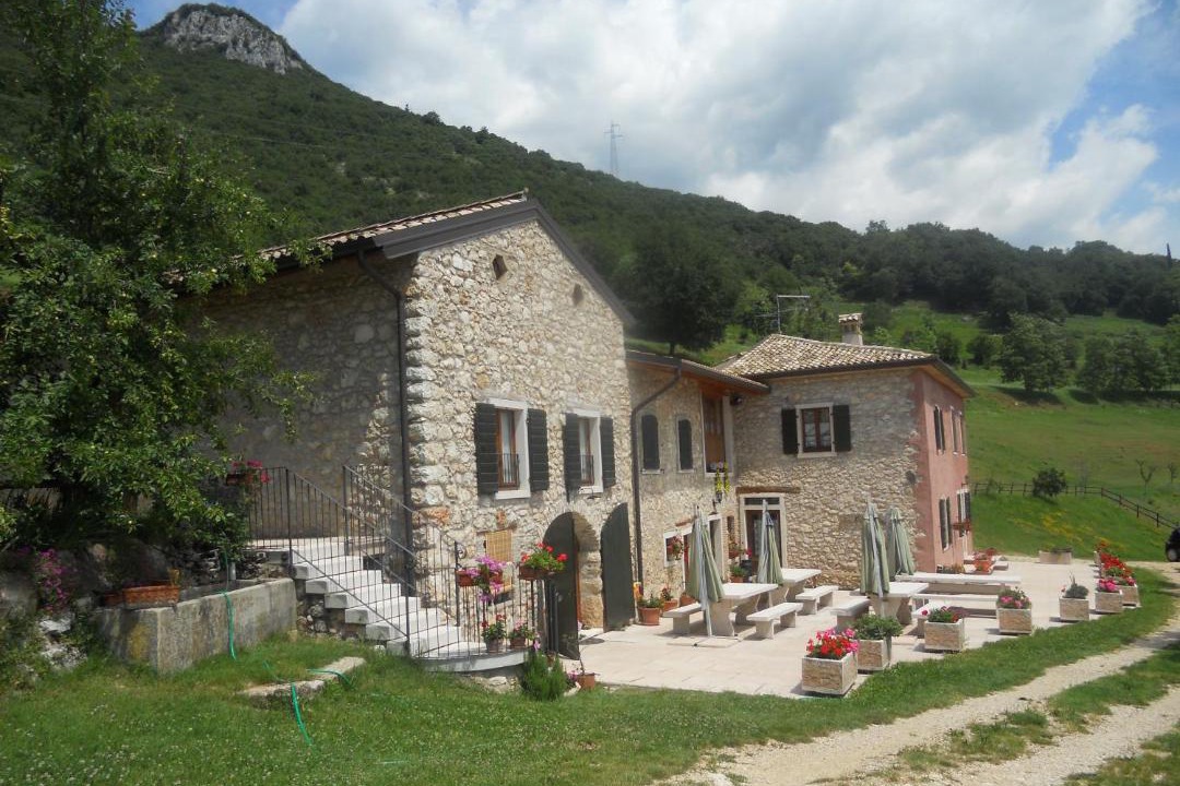 Photo of Others in Caprino Veronese