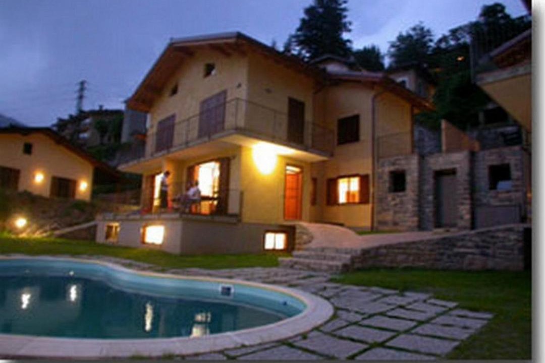 Photo of Others in Riva