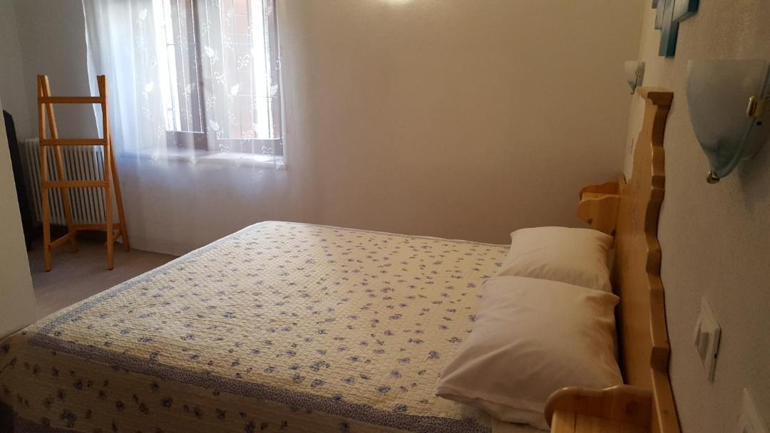 Photo of Bedroom in Sant'Anna d'Alfaedo