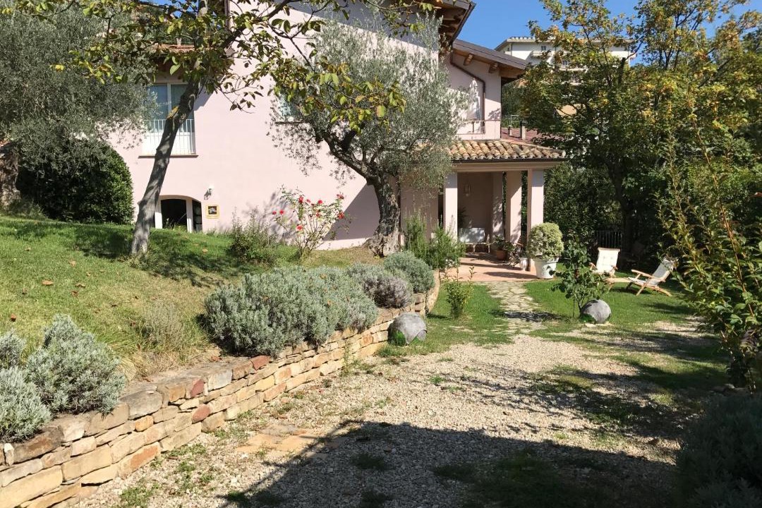 Photo of Others in Farindola