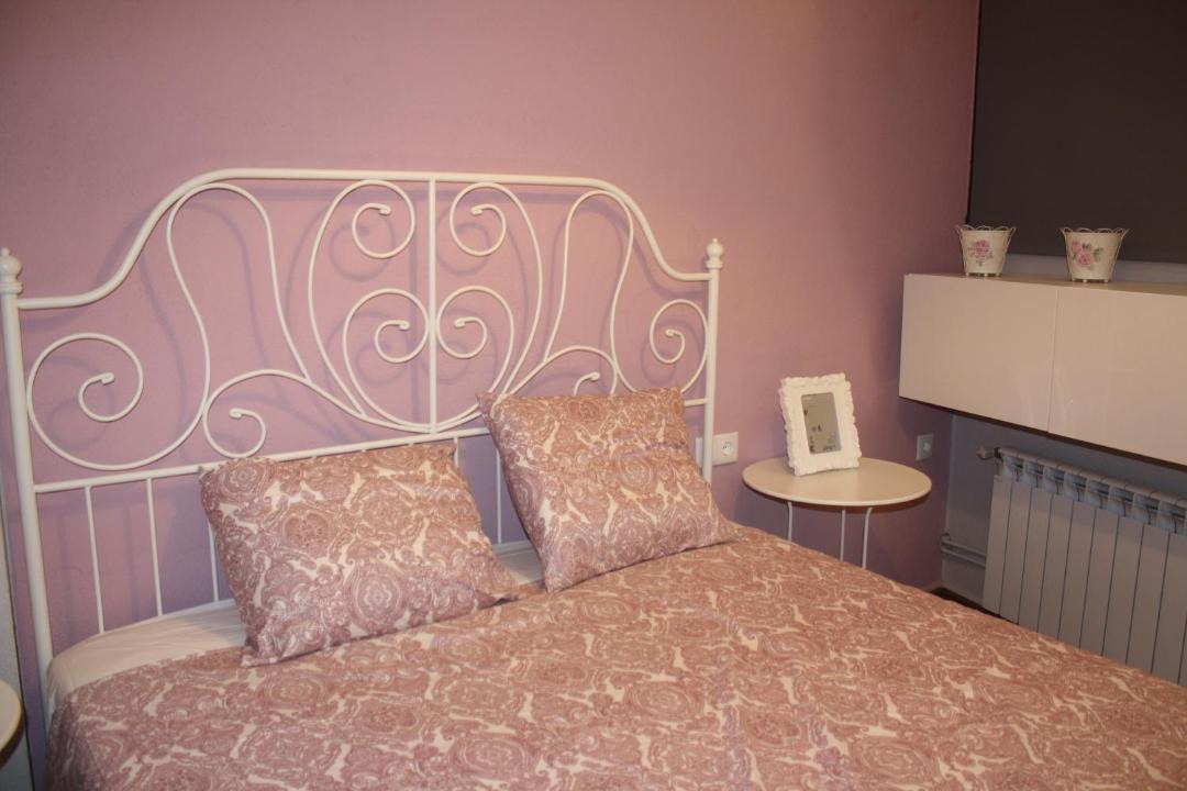 Photo of Bedroom in Besalu