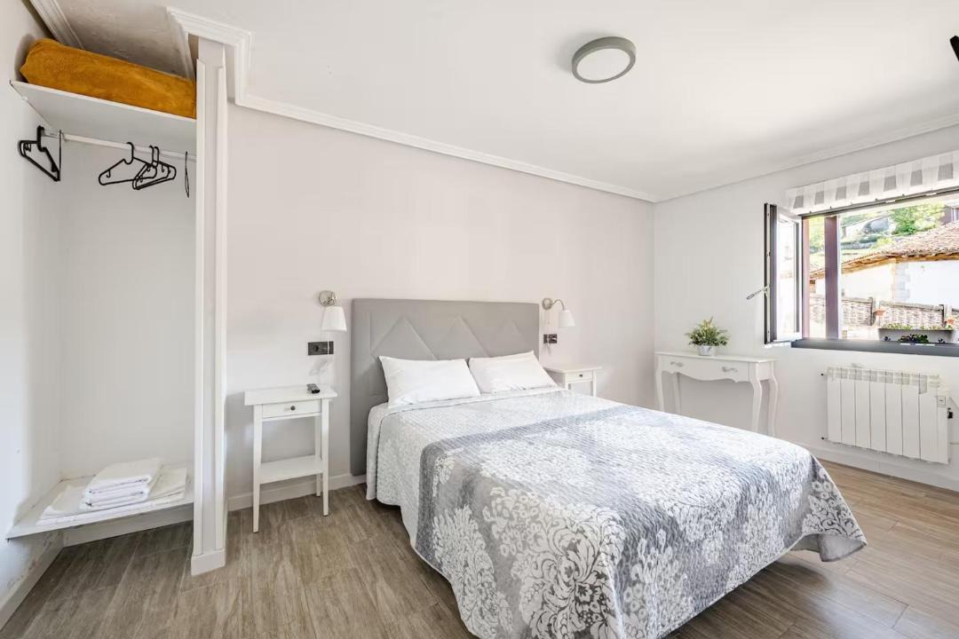 Photo of Bedroom in Avin