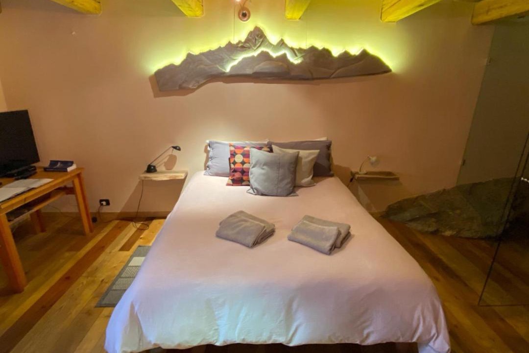 Photo of Bedroom in Ostana