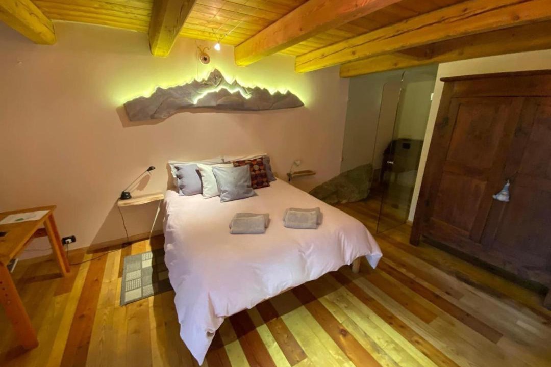 Photo of Bedroom in Ostana