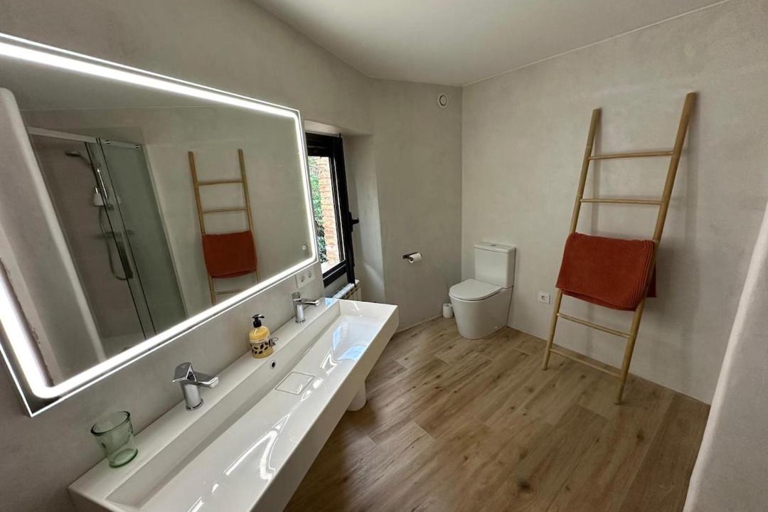 Photo of Bathroom in Juia