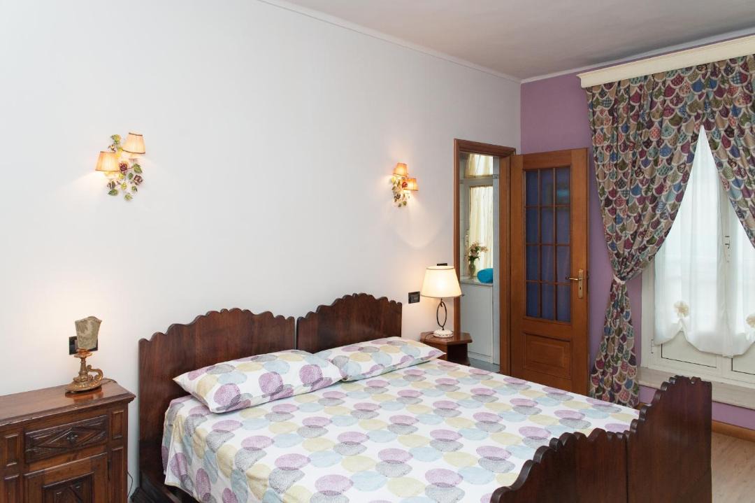 Photo of Bedroom in Vanchiglia