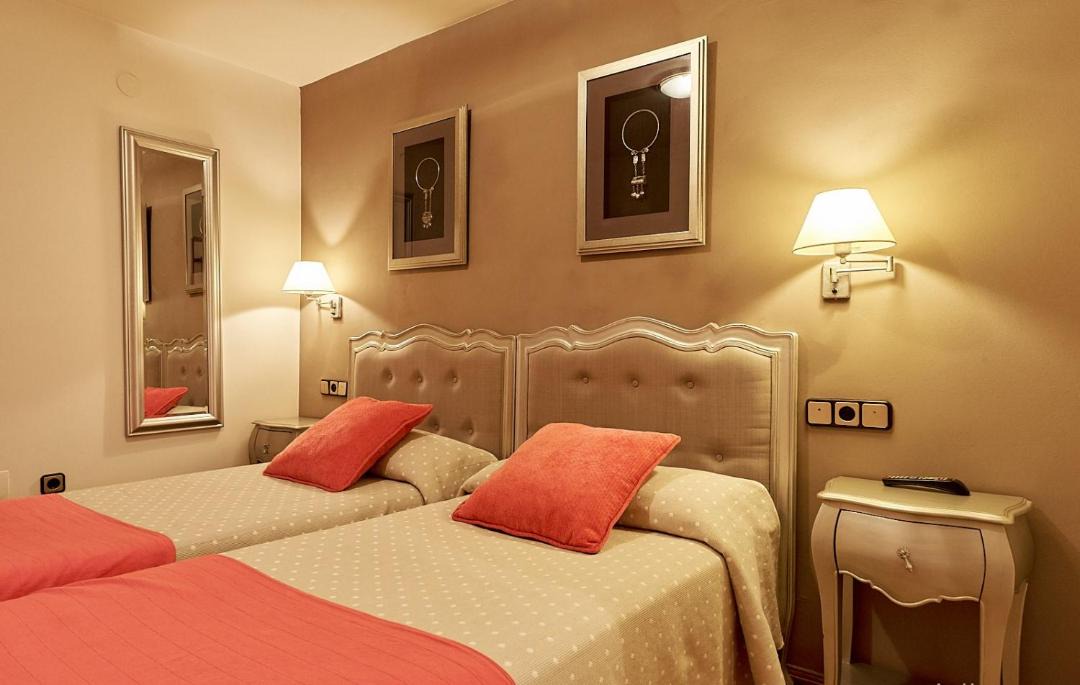 Photo of Bedroom in Chisagues