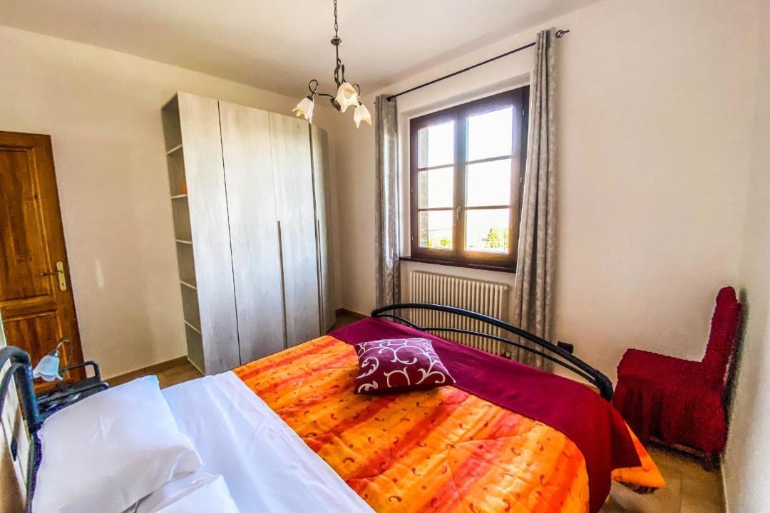 Photo of Bedroom in Todi