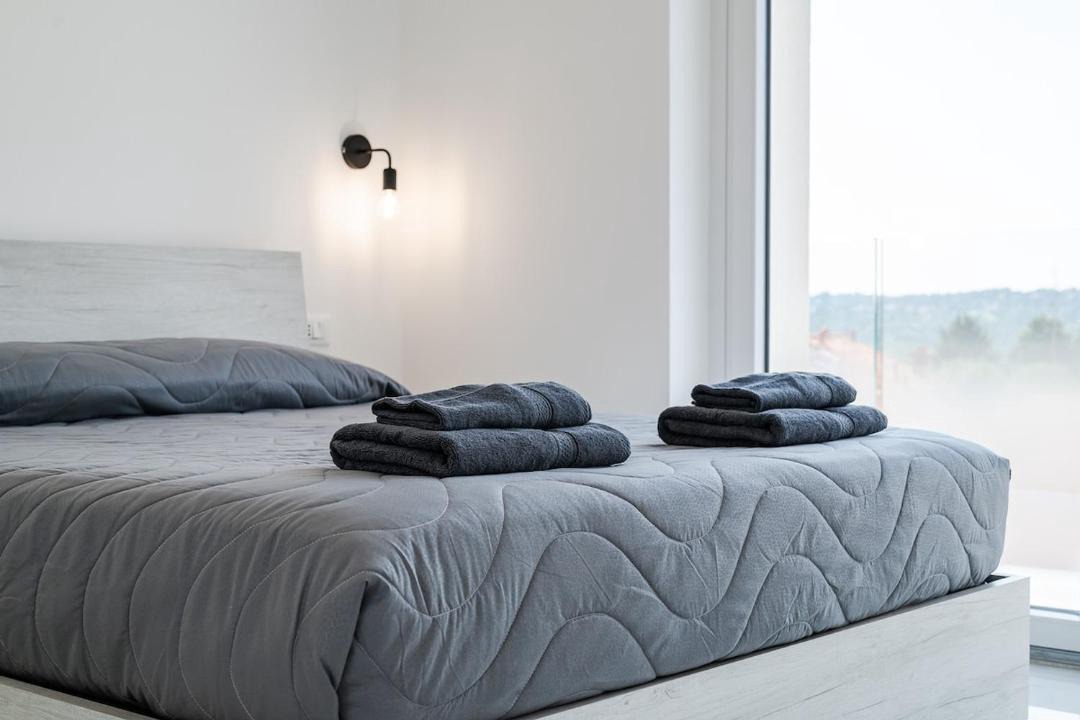 Photo of Bedroom in Veduggio con Colzano