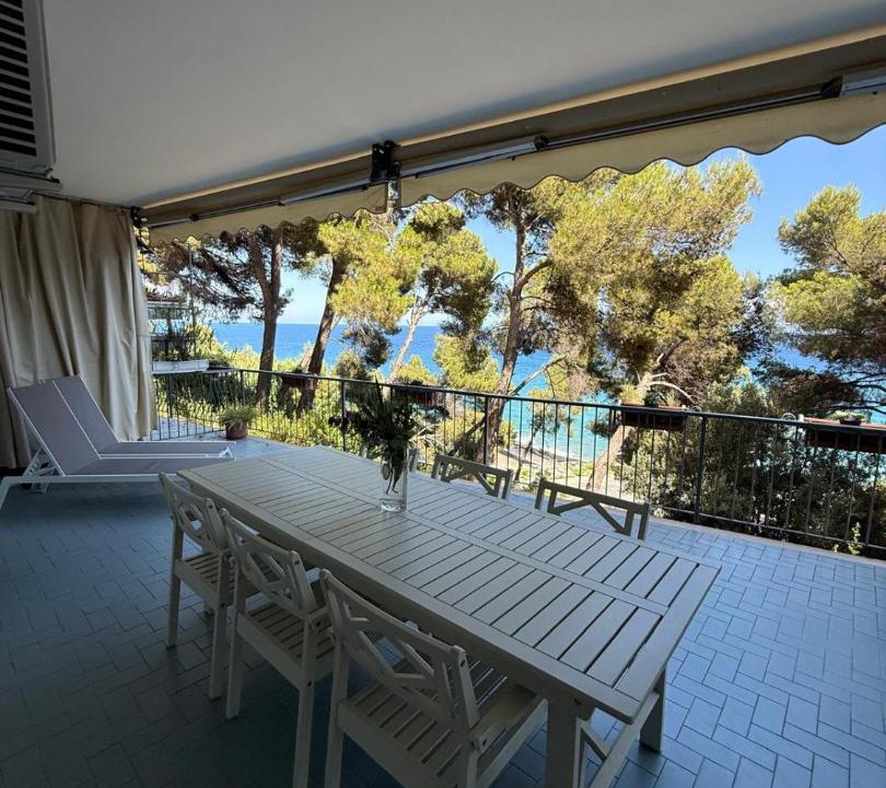 Photo of Patio Balcony in Capo Mimosa-Rollo