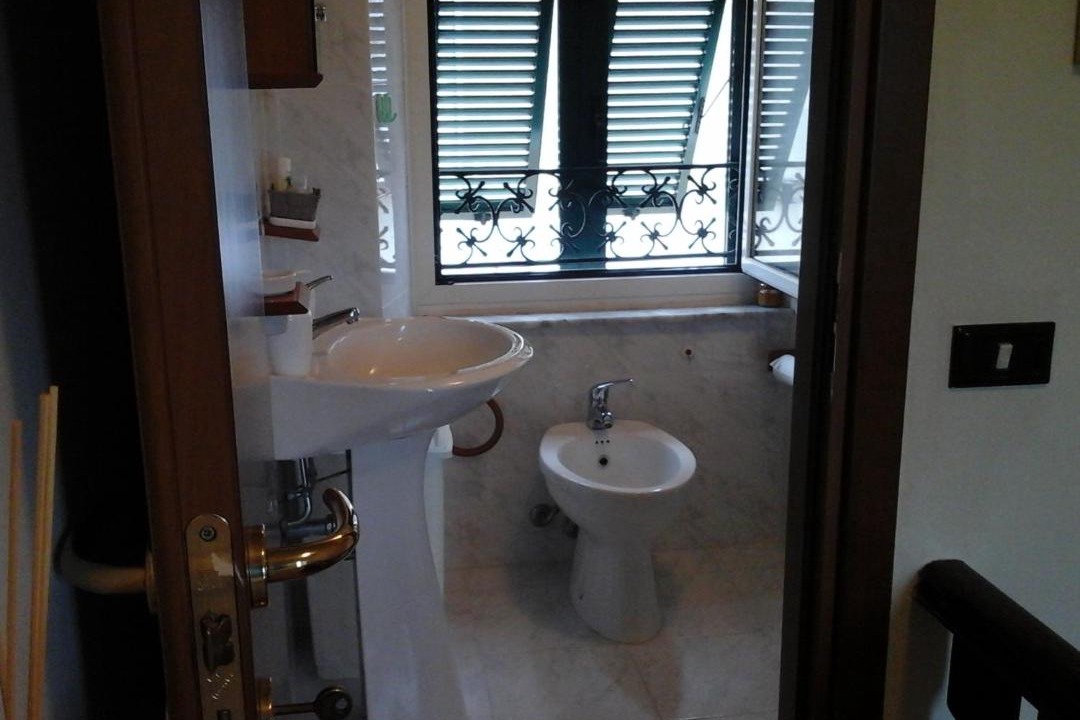 Photo of Bathroom in Arcola