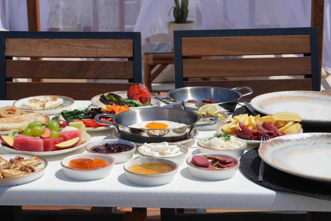 Photo of Others in Artikli