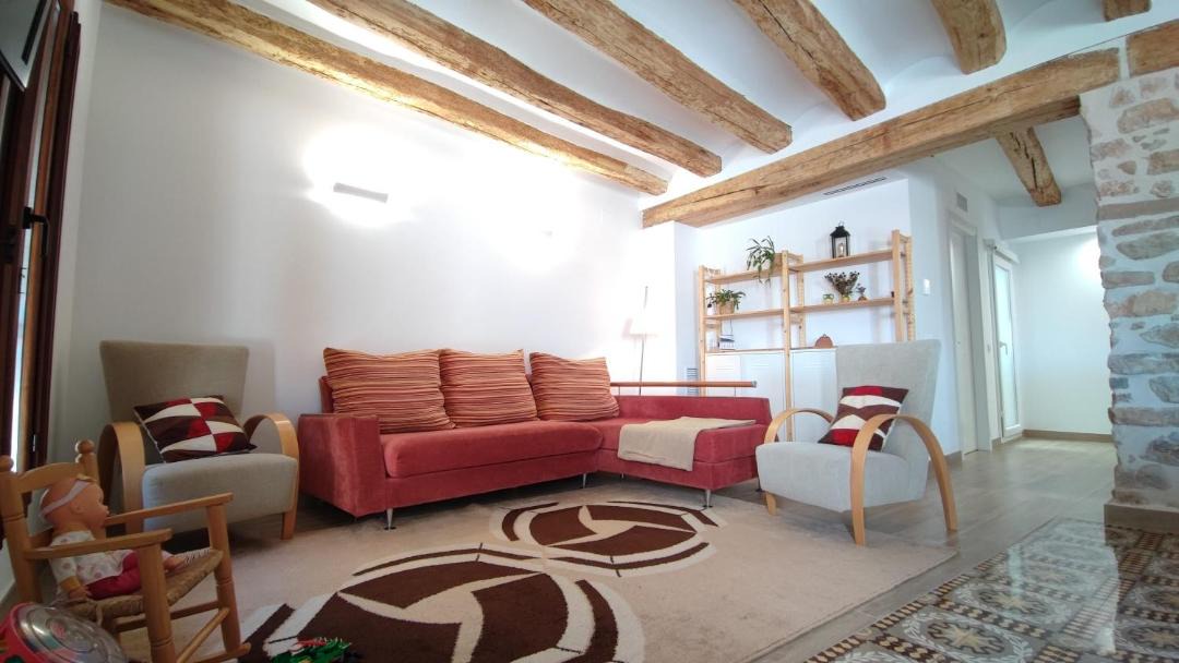 Photo of Livingroom in Miravet