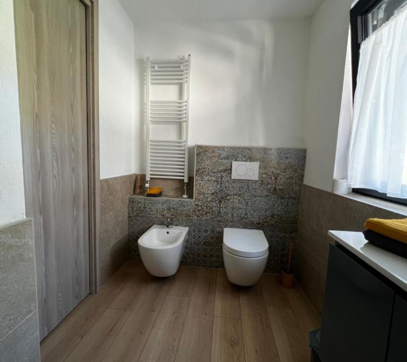 Photo of Bathroom in Emarese