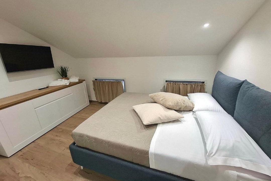 Photo of Bedroom in Carate Urio