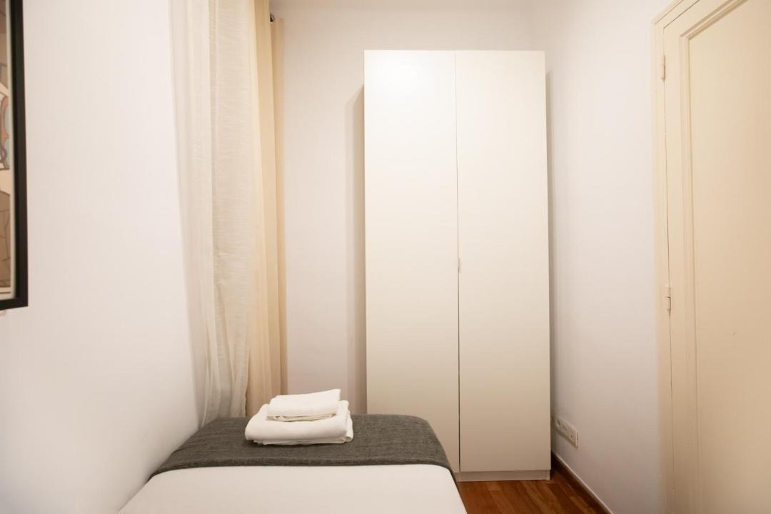 Photo of Bedroom in El Camp de l'Arpa del Clot