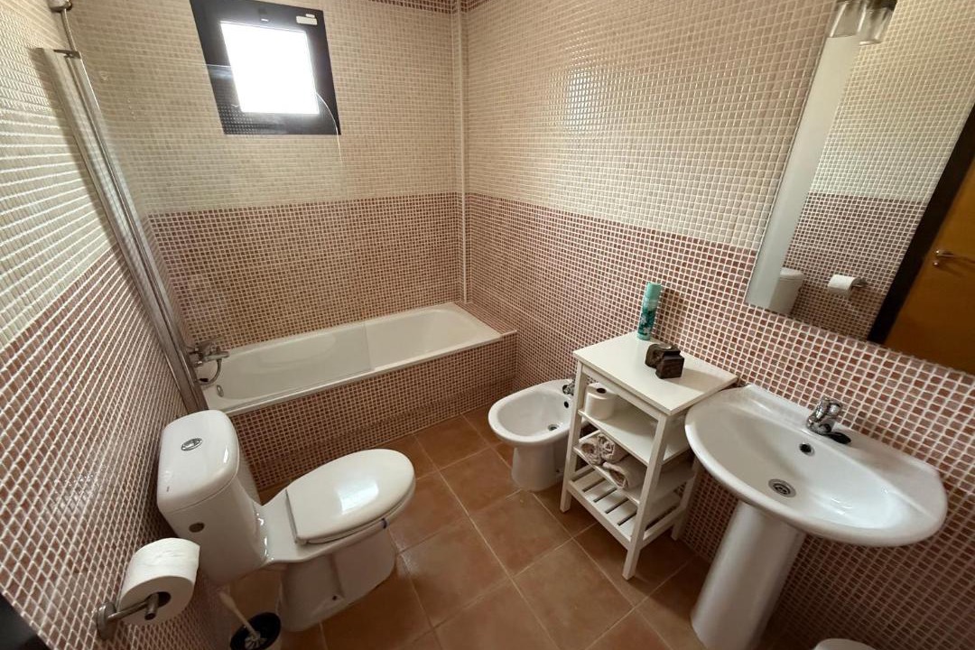 Photo of Bathroom in Los Geraeos