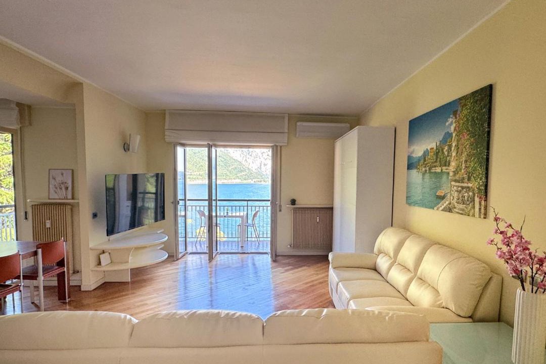 Photo of Livingroom in Abbadia Lariana