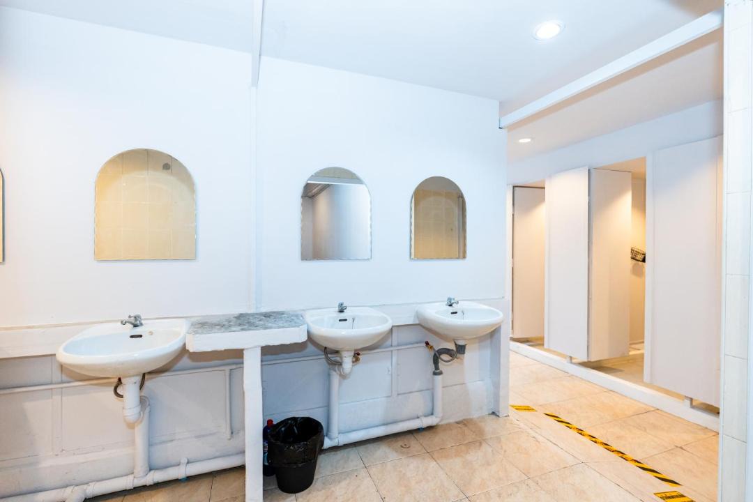 Photo of Bathroom in Talat Yot