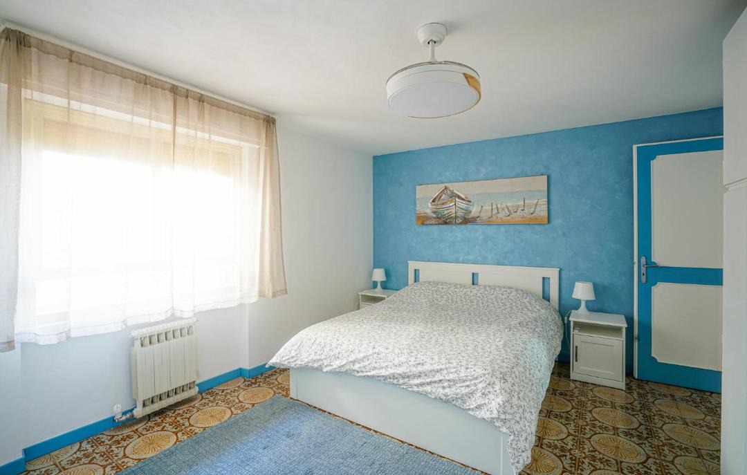 Photo of Bedroom in Capo Mimosa-Rollo