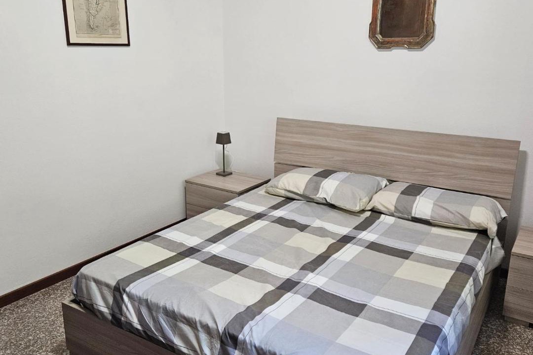 Photo of Bedroom in Proserpio