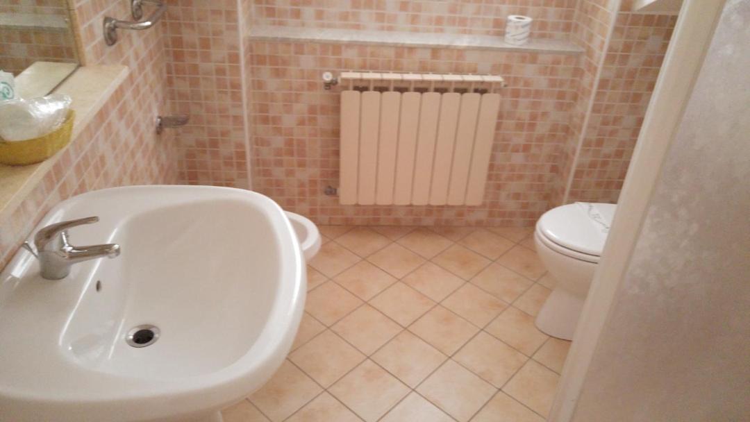 Photo of Bathroom in Parella