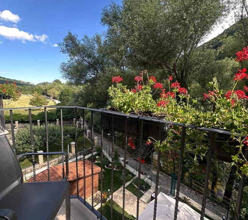 Photo of Patio Balcony in Villetta Barrea