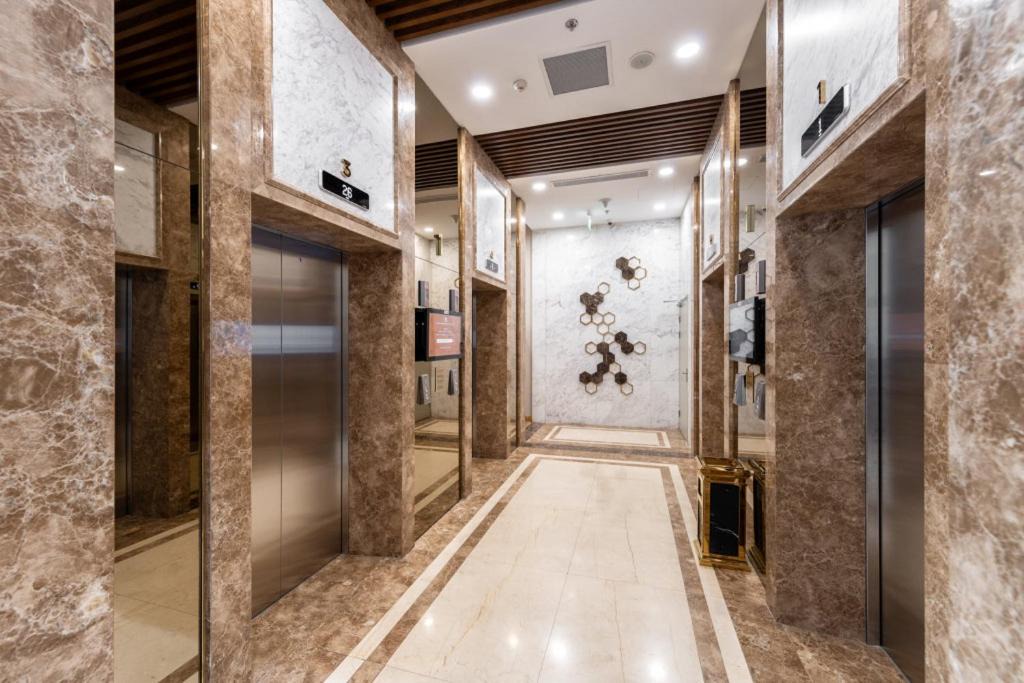 Photo of Bathroom in Tay Ho