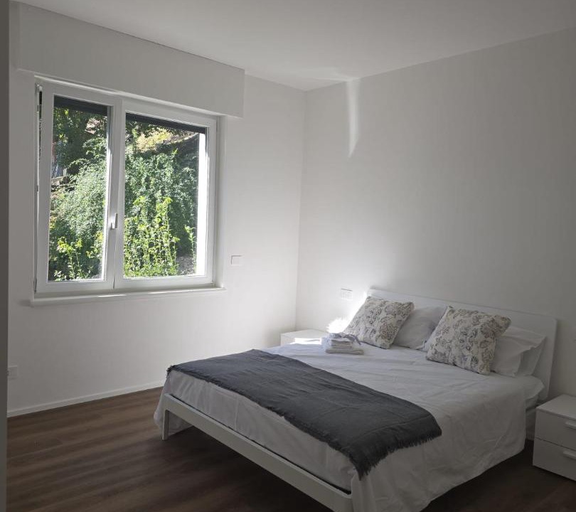 Photo of Bedroom in Cernobbio