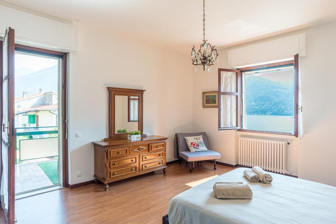 Photo of Bedroom in Carate Urio