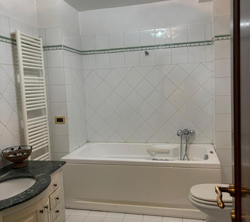 Photo of Bathroom in Alife