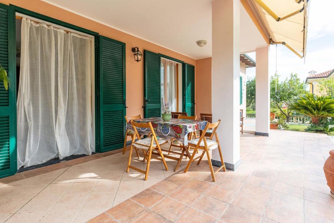 Photo of Patio Balcony in Diano Castello