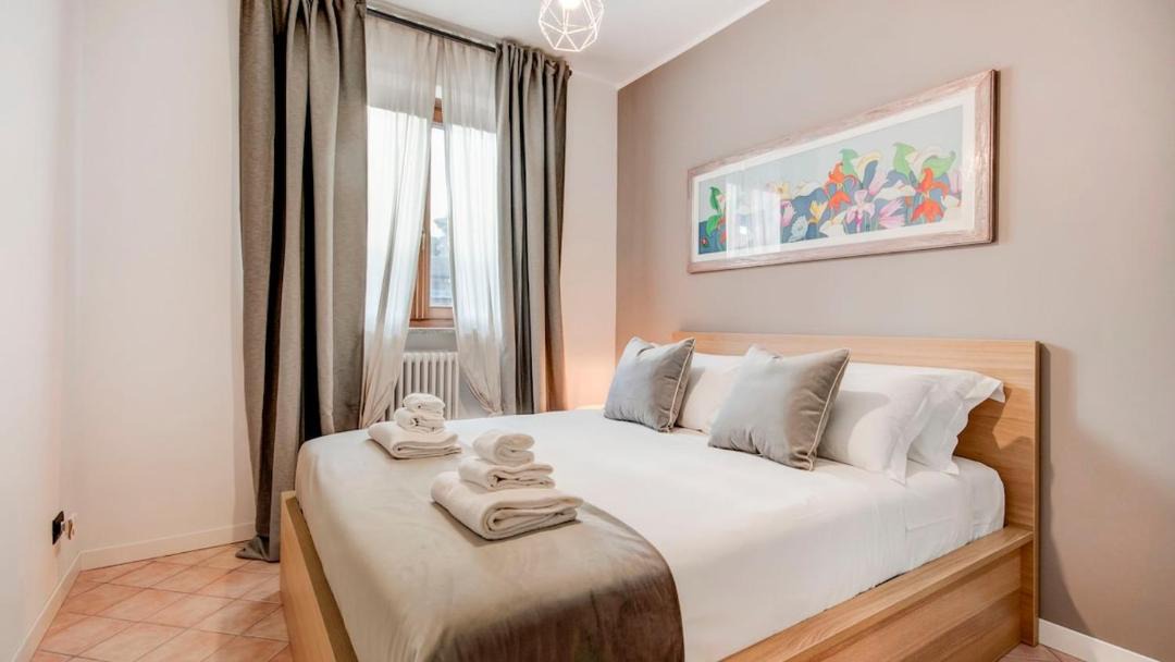 Photo of Bedroom in Monforte d'Alba
