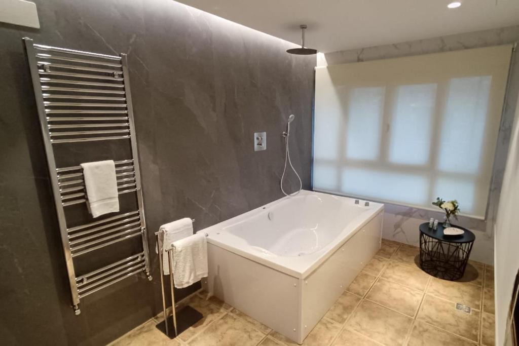 Photo of Bathroom in Belsierre