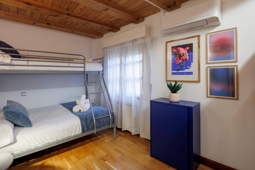 Photo of Bedroom in Logrono Historic Centre