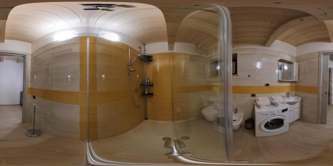 Photo of Bathroom in Villa Musone