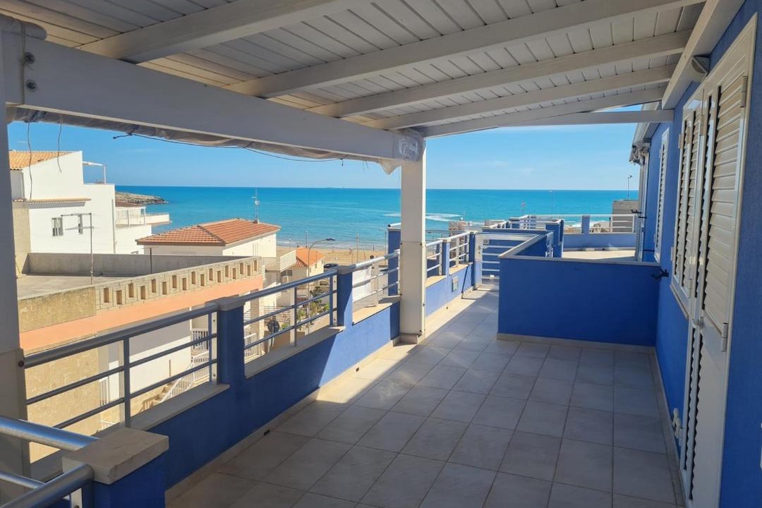 Photo of Patio Balcony in Cava dʼAliga