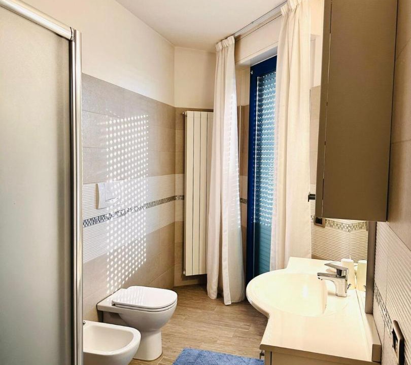 Photo of Bathroom in Cameri
