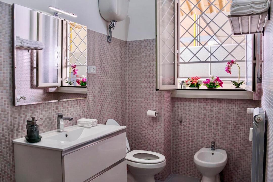 Photo of Bathroom in Tuscolano